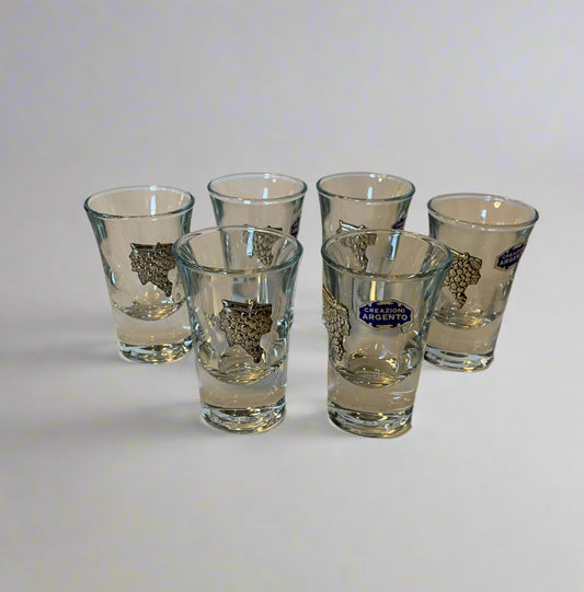 Set of 6 vintage shot glasses with raised silver grapevine motif – 7cm tall, clear glass, unused and in perfect condition.